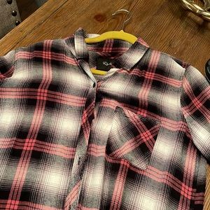 Rails along sleeve patterned button down. relaxed fit